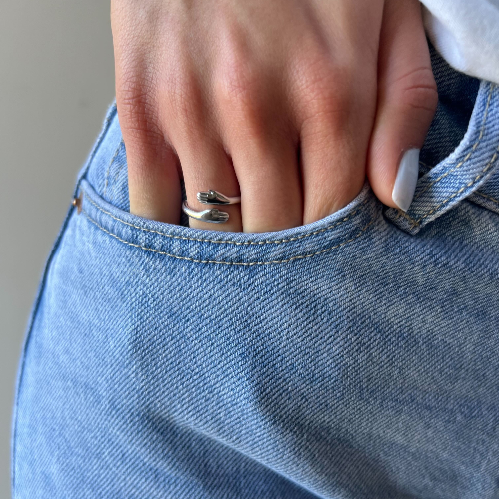 Prsten Vječnog Zagrljaja